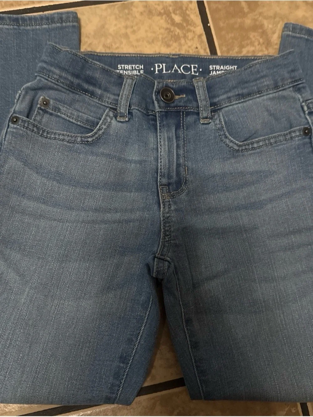 Kids children’s Place Straight-Leg Jeans in Medium Blue Wash size 7